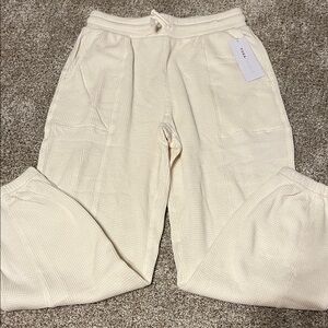 Cream Textured Jogger Pants size small